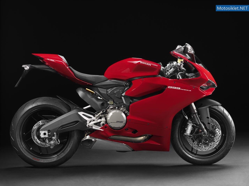 2014-Ducati-899-Panigale-026
