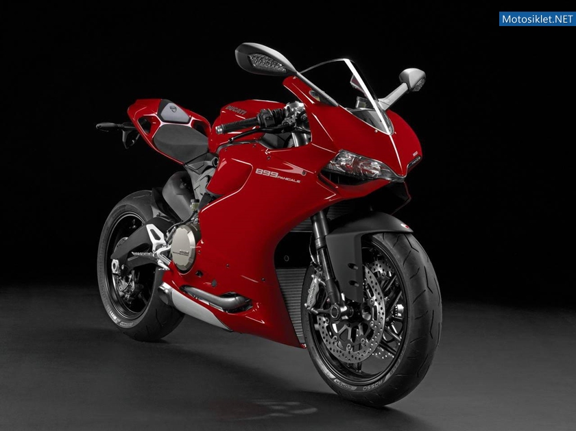 2014-Ducati-899-Panigale-028