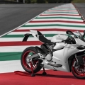 2014-Ducati-899-Panigale-015