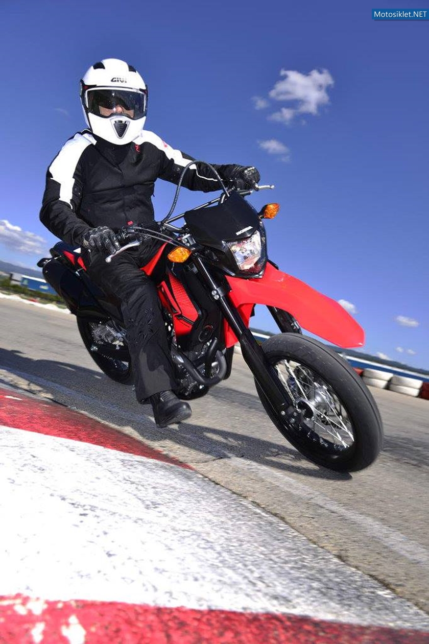 Honda-CRF250M-012