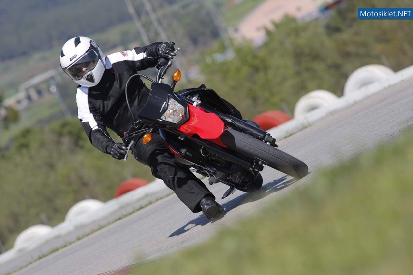 Honda-CRF250M-017