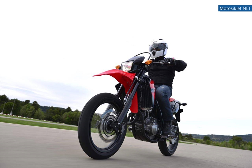 Honda-CRF250M-025
