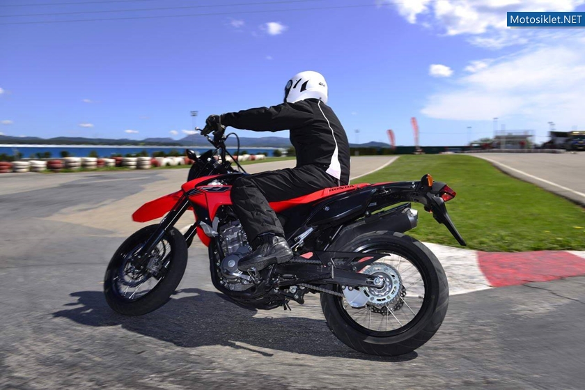 Honda-CRF250M-032