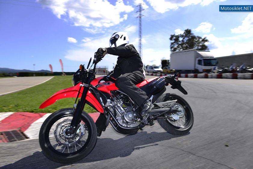 Honda-CRF250M-045