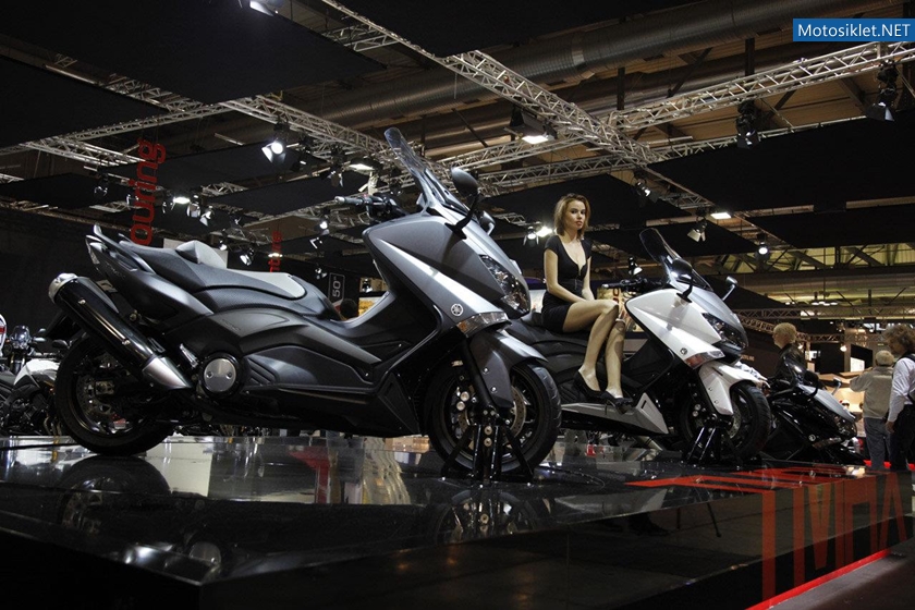 YAMAHA-Milano-MotosikletFuari-EICMA2011-002