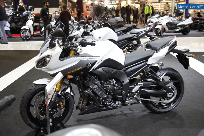 YAMAHA-Milano-MotosikletFuari-EICMA2011-020