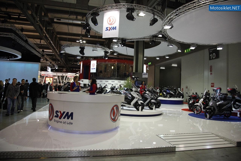 SYM-Milano-MotosikletFuari-EICMA-2011-007