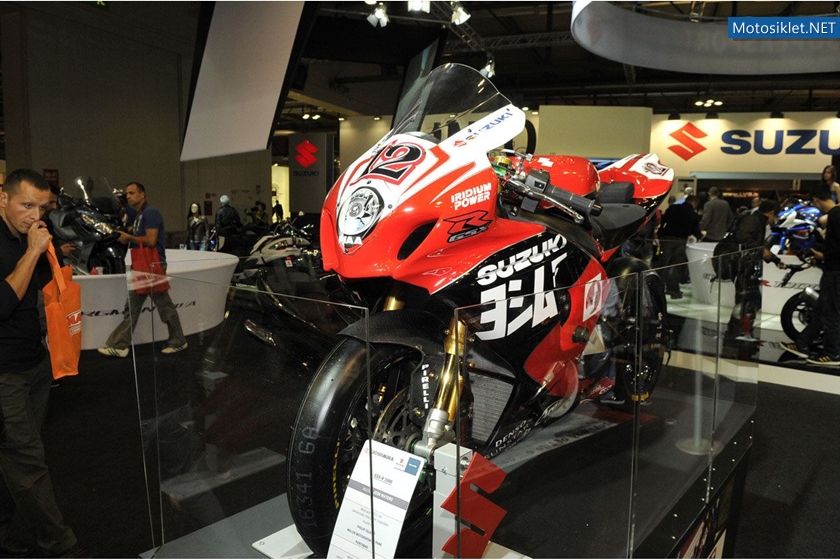 SUZUKI-Milano-Motosiklet-Fuari-EICMA2011-014