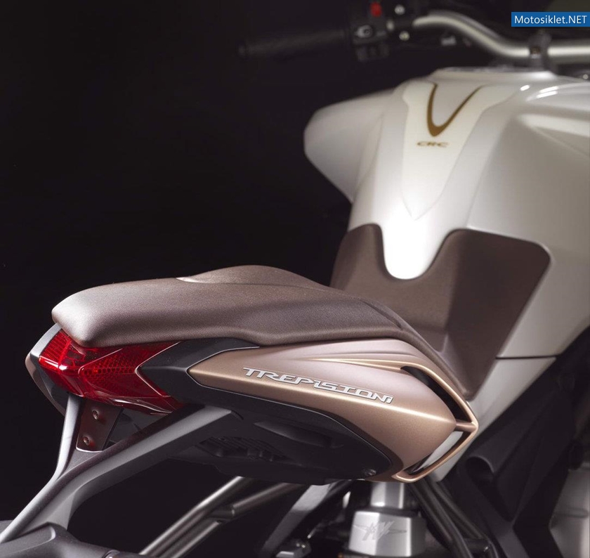 MV-Agusta-Brutale-675-018