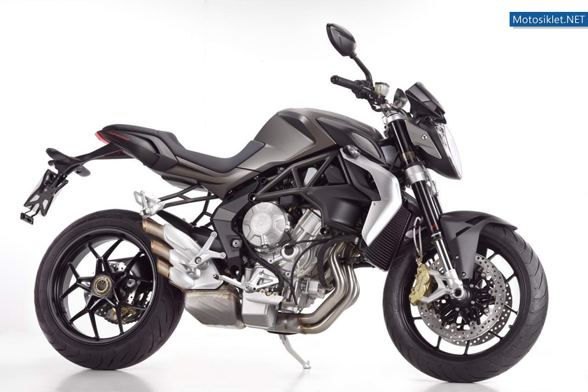 MV-Agusta-Brutale-675-021