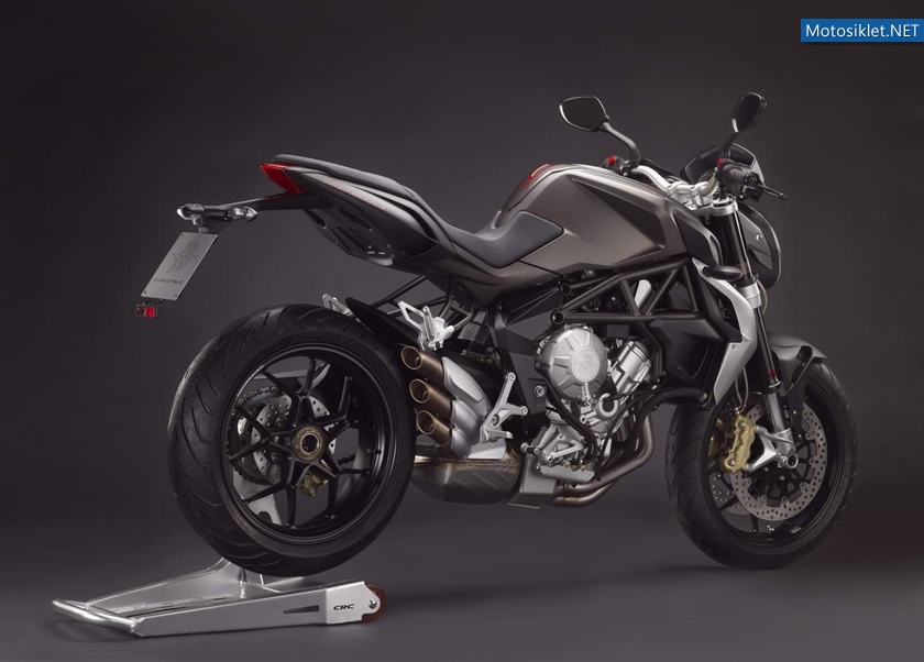 MV-Agusta-Brutale-675-031