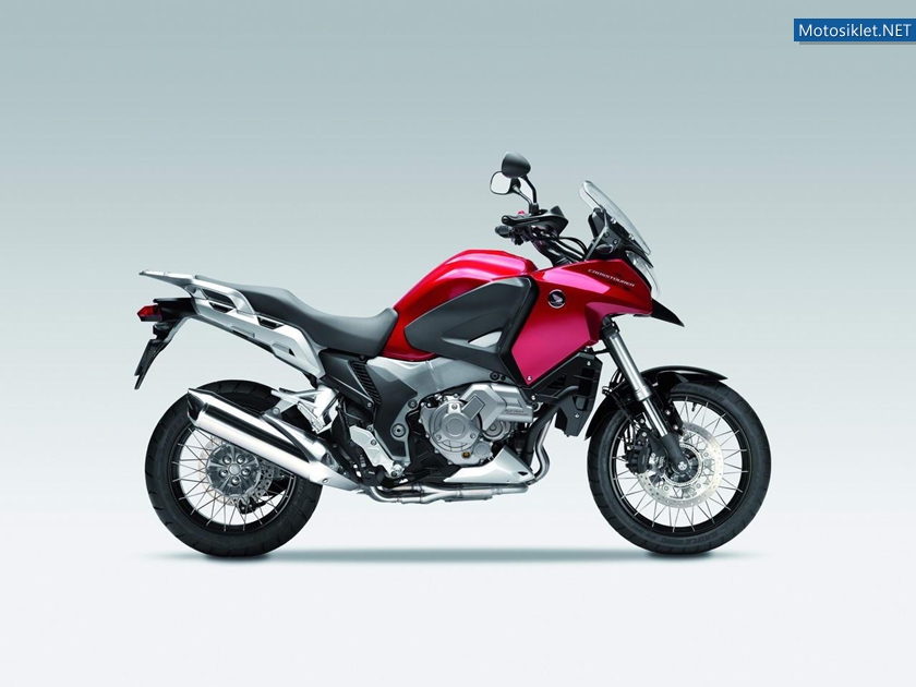 Honda-Crosstourer-2012model-002