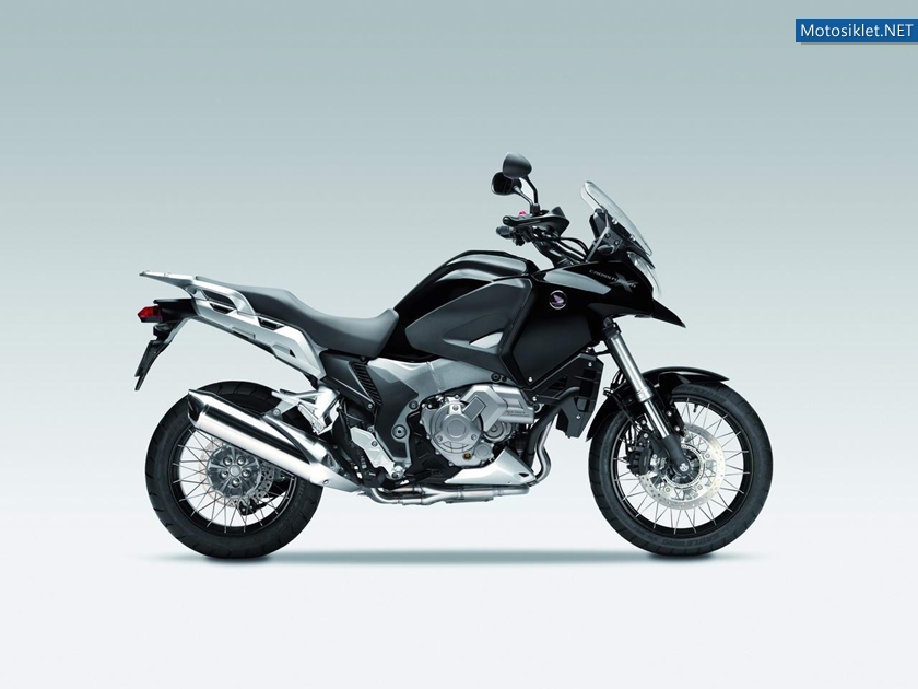 Honda-Crosstourer-2012model-006