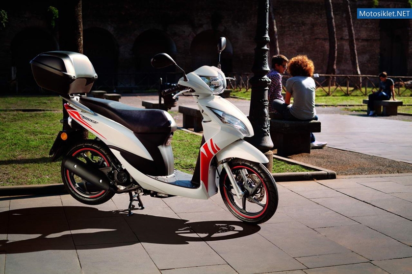 Honda-Vision-50-018