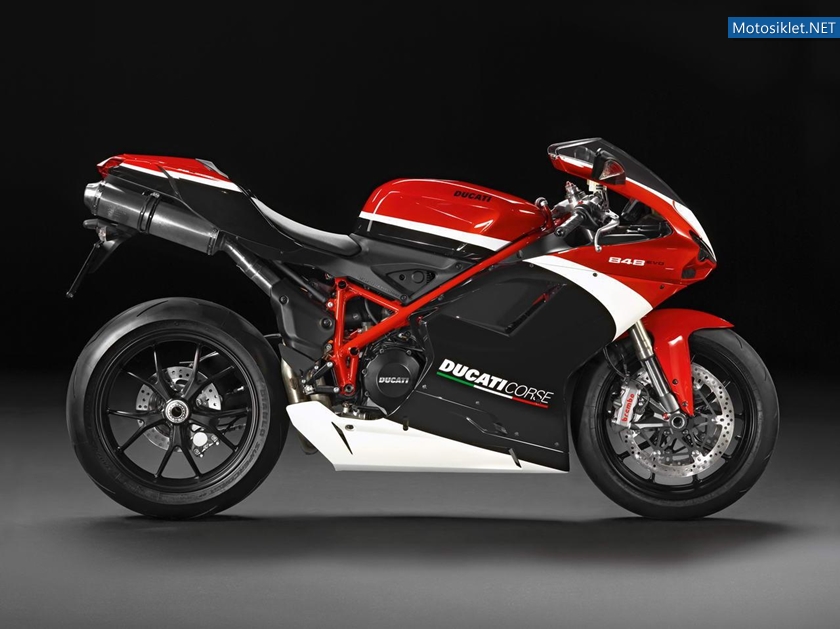 Ducati-848-EVO-Corse-Special-Edition-001