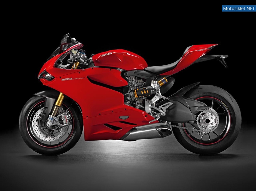 Ducati-1199-Panigale-S-2012-modeL-045
