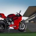 Ducati-1199-Panigale-S-2012-modeL-019