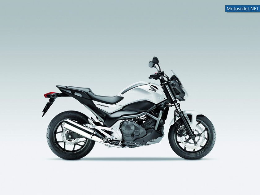 Honda-NC700S-2012-model-010
