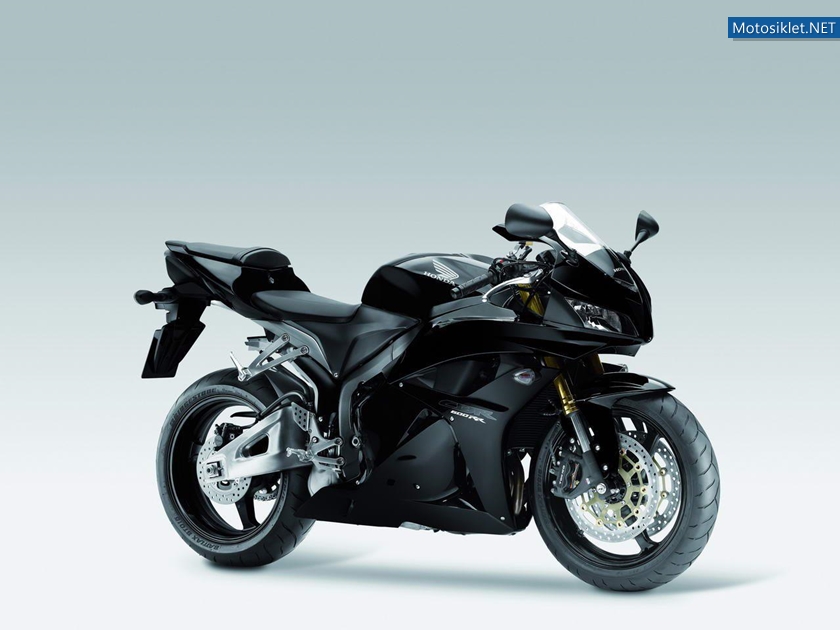 Honda-CBR600RR-2012-model-004