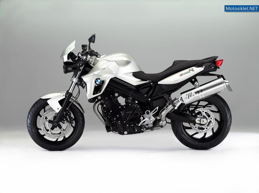 BMW-F800R-2012-model-006