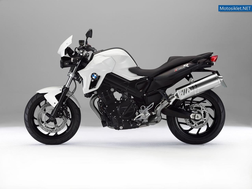 BMW-F800R-2012-model-008