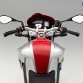 BMW-F800R-2012-model-004