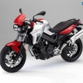 BMW-F800R-2012-model-007