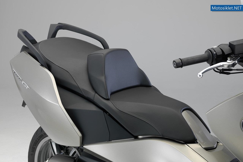 BMW-C650-GT-2012Model-BMW-Scooter-001