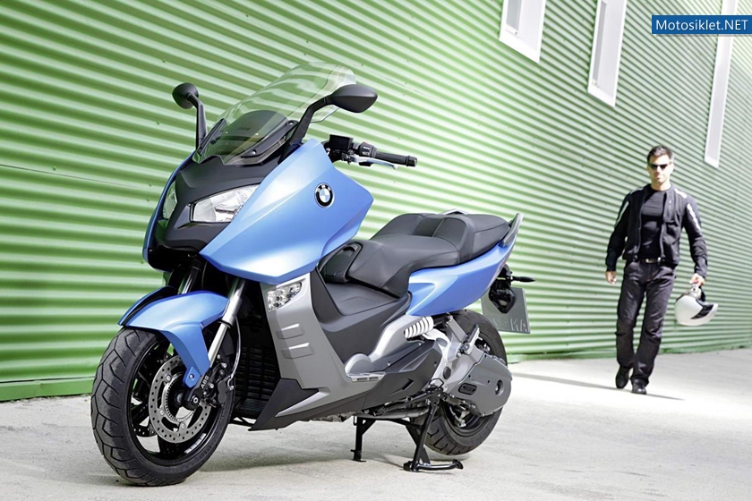 BMW-C600-Sport-2012model-011