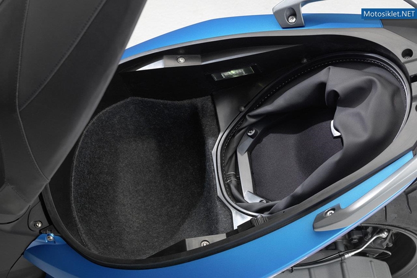 BMW-C600-Sport-2012model-039