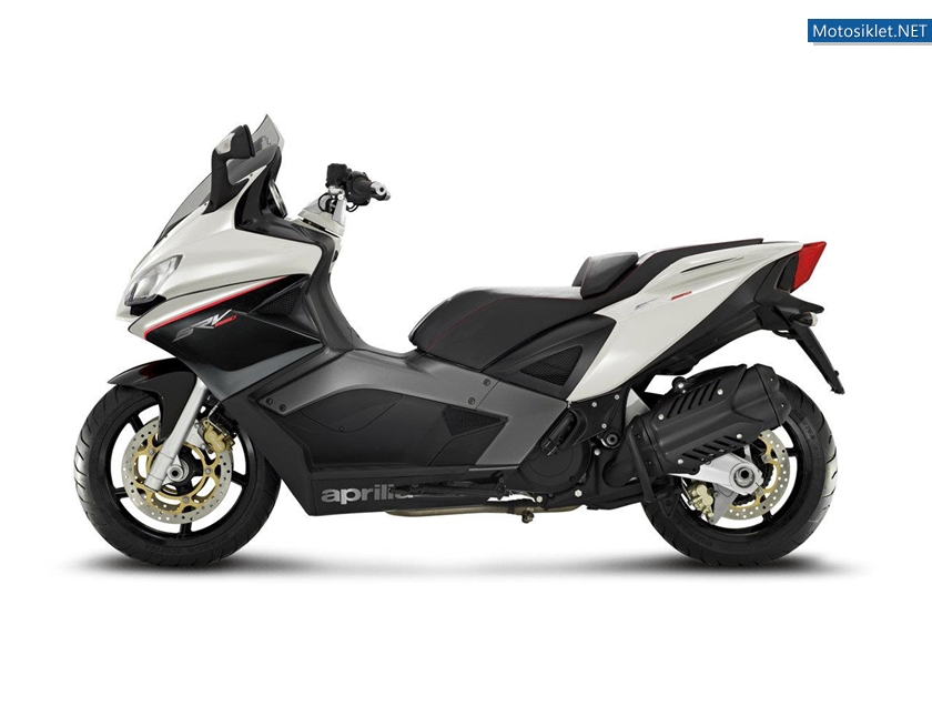 Aprilia-SRV850-003