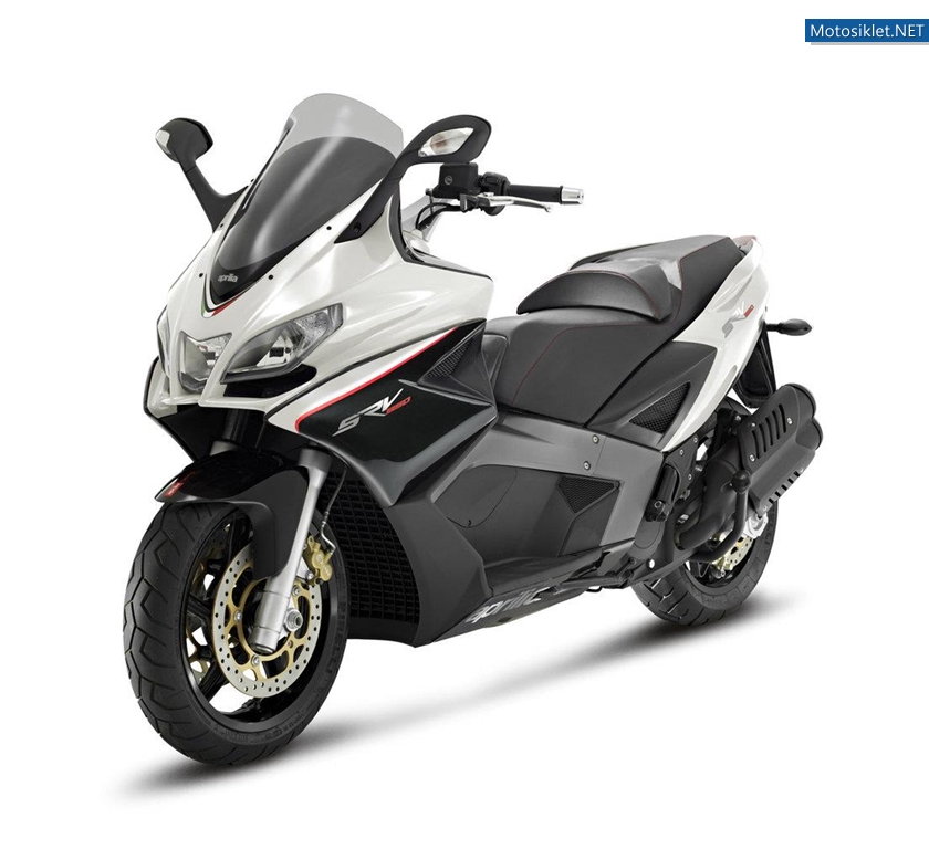 Aprilia-SRV850-005