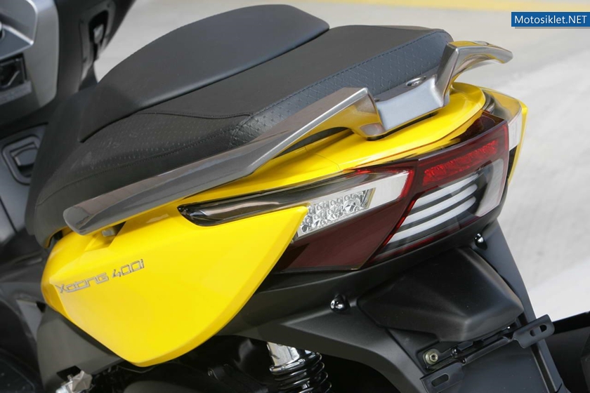 Kymco-Xciting-400-2012-model-004