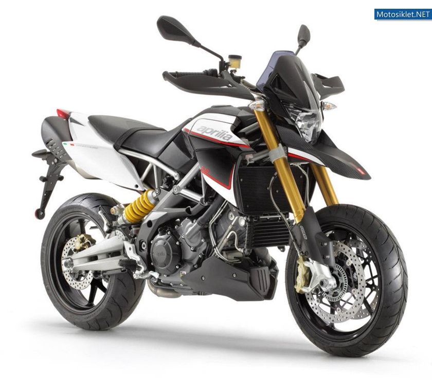 Aprilia-Dorsoduro-1200-006