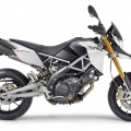 Aprilia-Dorsoduro-750-003