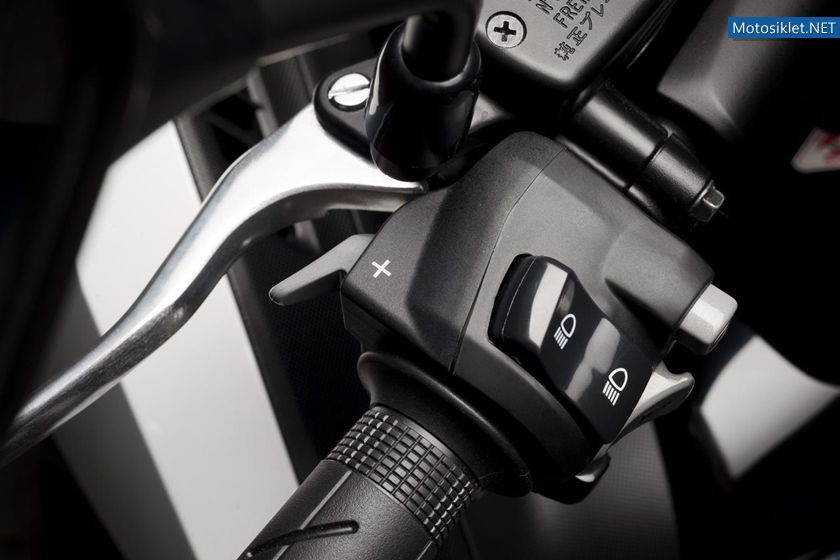 Honda-Integra-2012-025