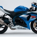 2012-Suzuki-GSX-R1000-019