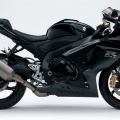 2012-Suzuki-GSX-R1000-022