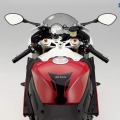 2012-BMW-S-1000RR-023