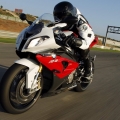 2012-BMW-S-1000RR-045