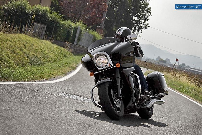 Kawasaki-VN1700-Voyager-Custom-005