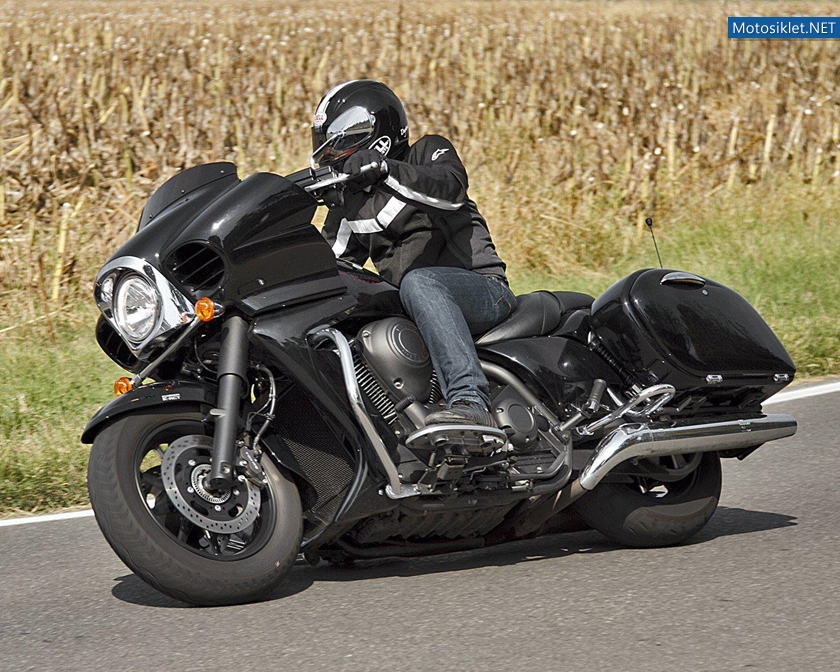Kawasaki-VN1700-Voyager-Custom-009