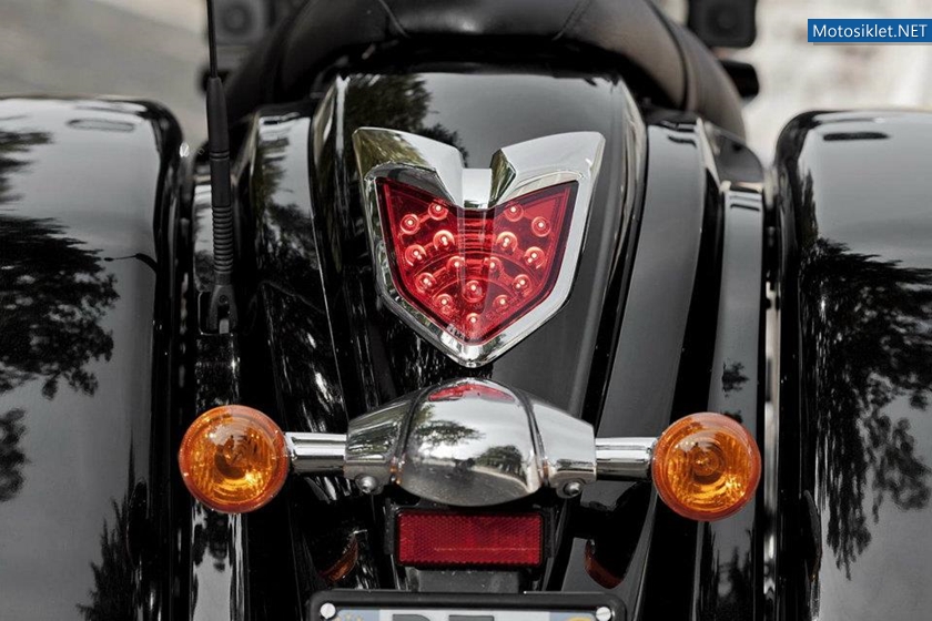 Kawasaki-VN1700-Voyager-Custom-010