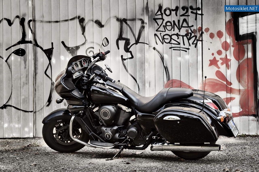 Kawasaki-VN1700-Voyager-Custom-034