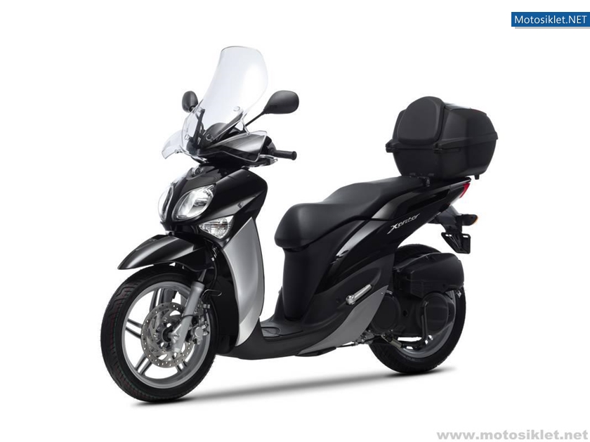 Yamaha-Xenter-125-150-009