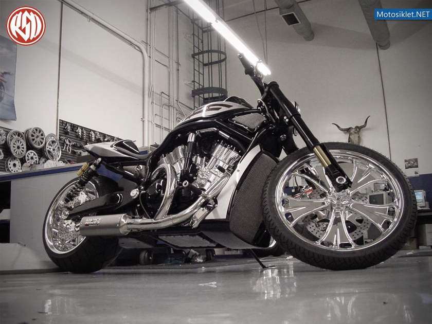 Custom-Harley-Davidson-V-Rod-Racing-004