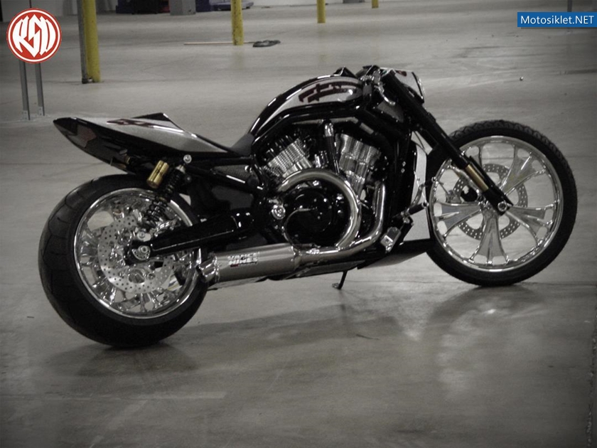 Custom-Harley-Davidson-V-Rod-Racing-005