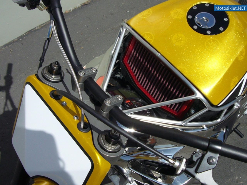 Yamaha-R1-Street-Tracker-009