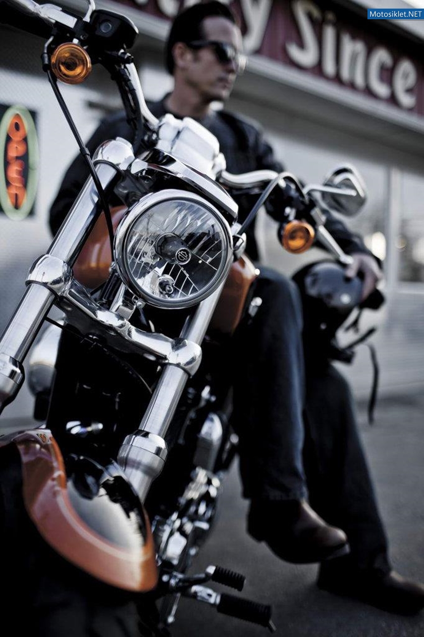 Harley-Davidson-Sportster-1200-002