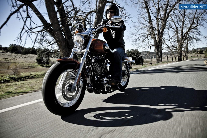 Harley-Davidson-Sportster-1200-013